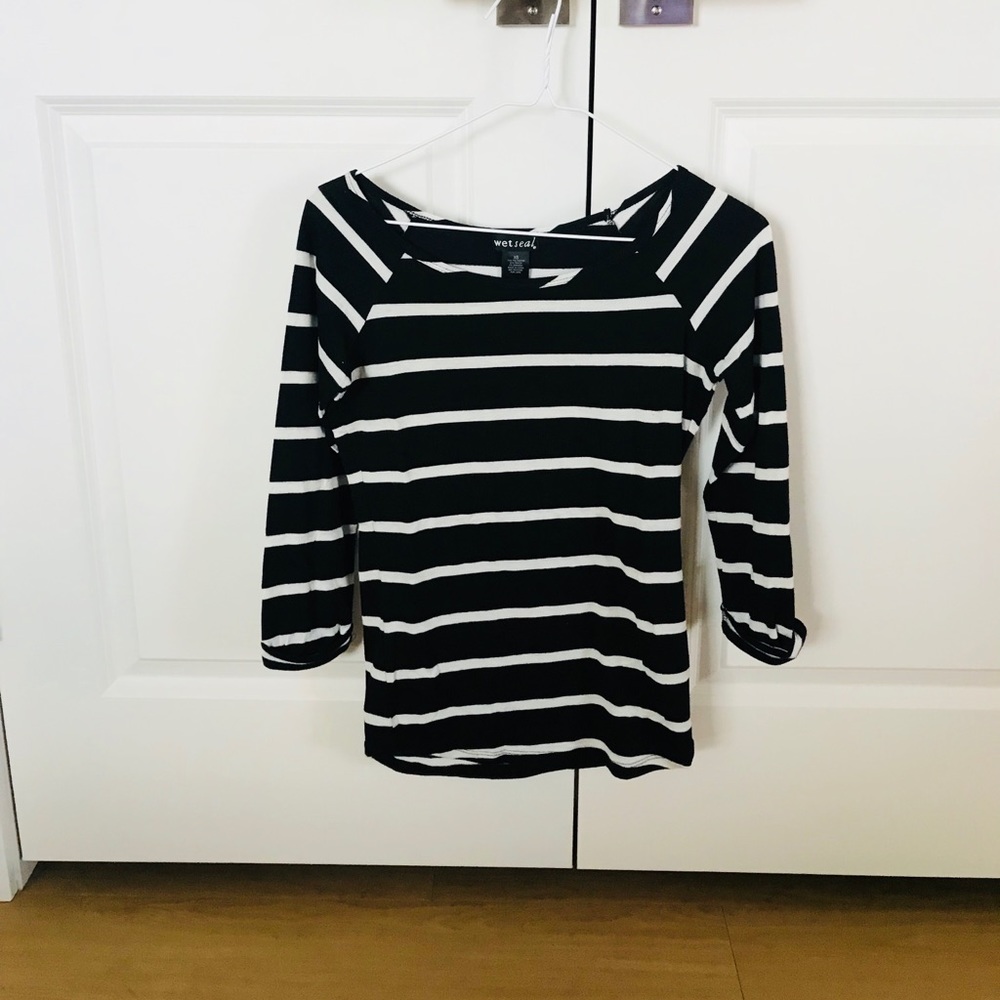 Wet Seal Top